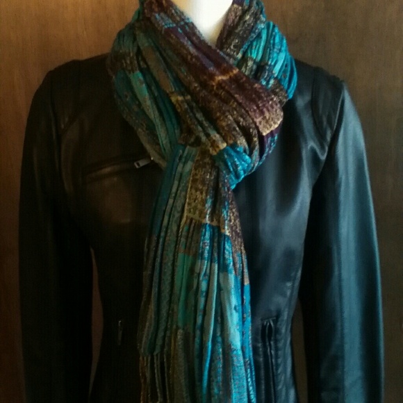 Gorgeous teal scarf fringed - Picture 1 of 4